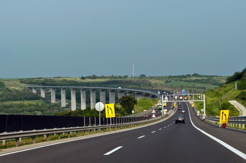 Kőröshegyi Völgyhíd